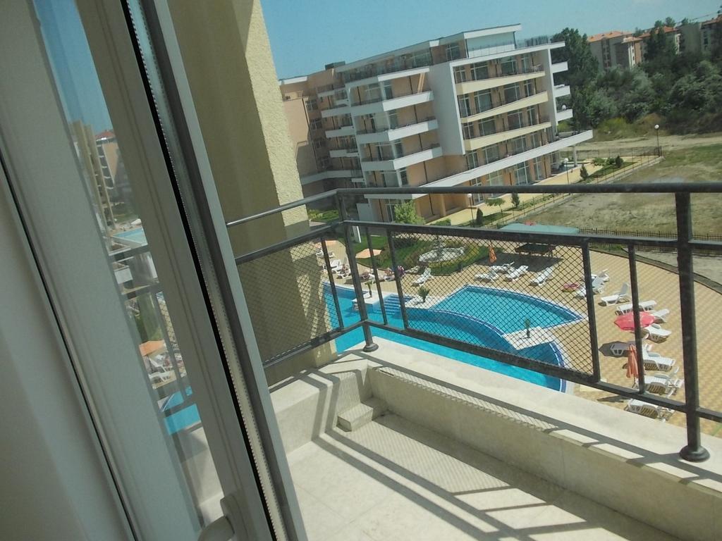 Grand Kamelia Apartment Slantschew brjag Zimmer foto